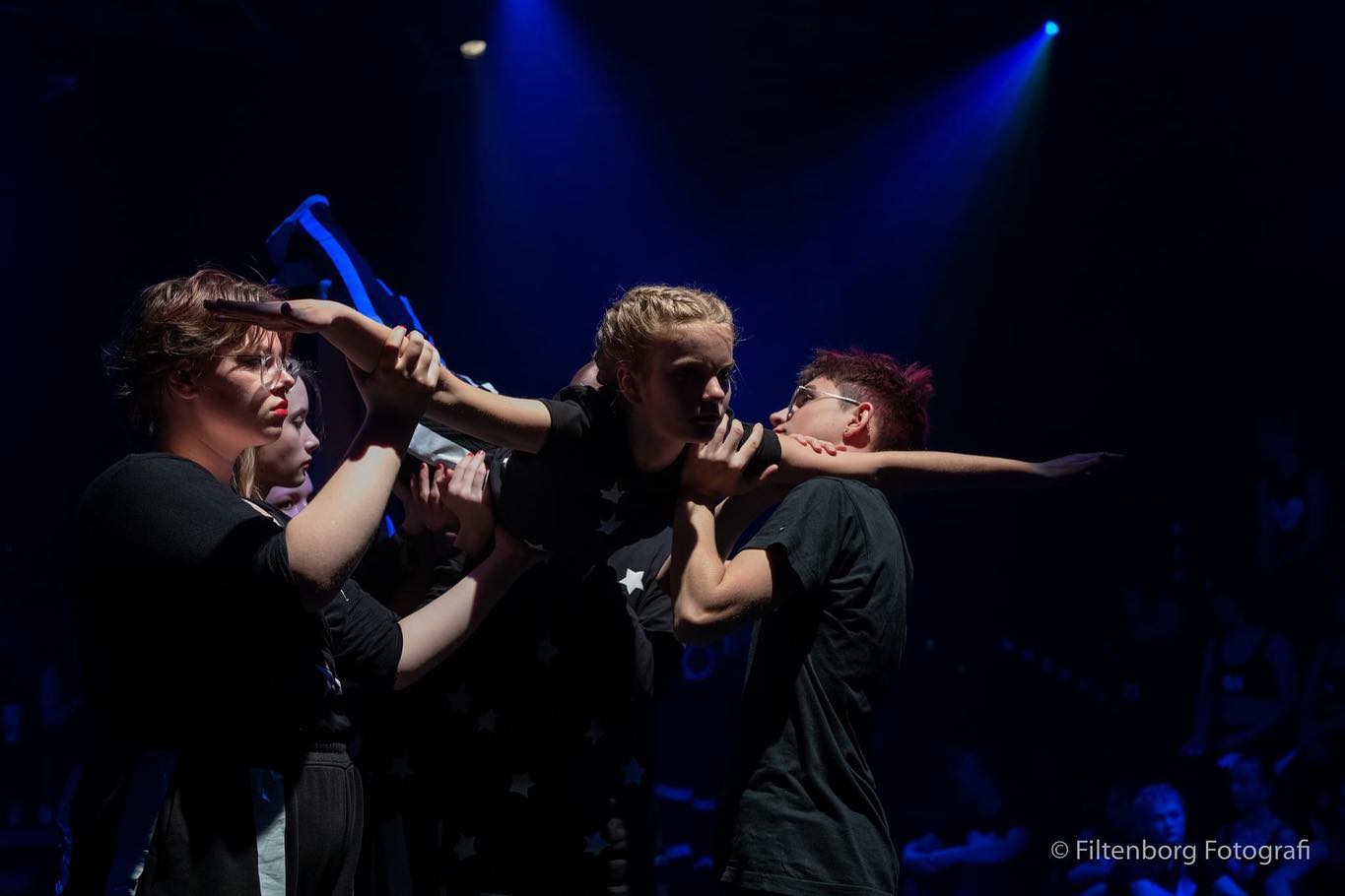 Sceneshow 